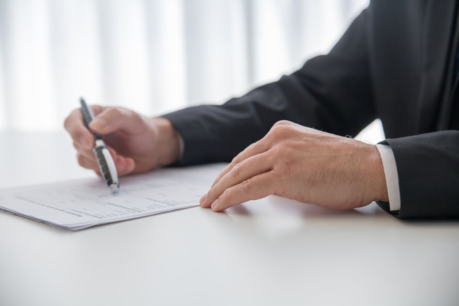 Checking a certificate of insurance against a venue contract